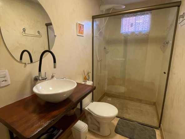 pousada-a-venda-alto-paraiso-chapada-dos-veadeiros-terra-raiz-imobiliariaWhatsApp Image 2025-03-19 at 9.56.00 AM