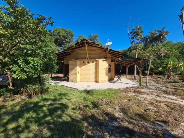 Casa em adobe + chalé independente à venda em Cavalcante-GOWhatsApp Image 2024-12-04 at 9.31.57 AM (1)