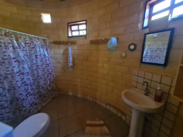 Casa em adobe + chalé independente à venda em Cavalcante-GOWhatsApp Image 2024-12-04 at 9.31.58 AM