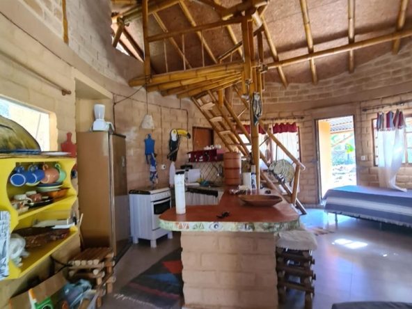 Casa em adobe + chalé independente à venda em Cavalcante-GOWhatsApp Image 2024-12-04 at 9.32.01 AM (3)